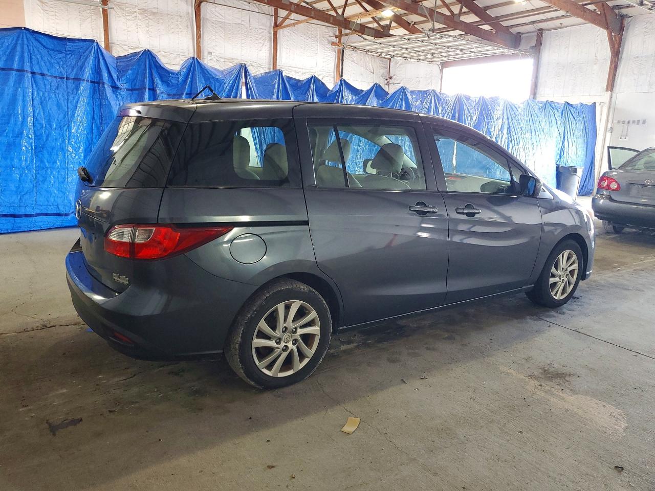 Mazda 5
