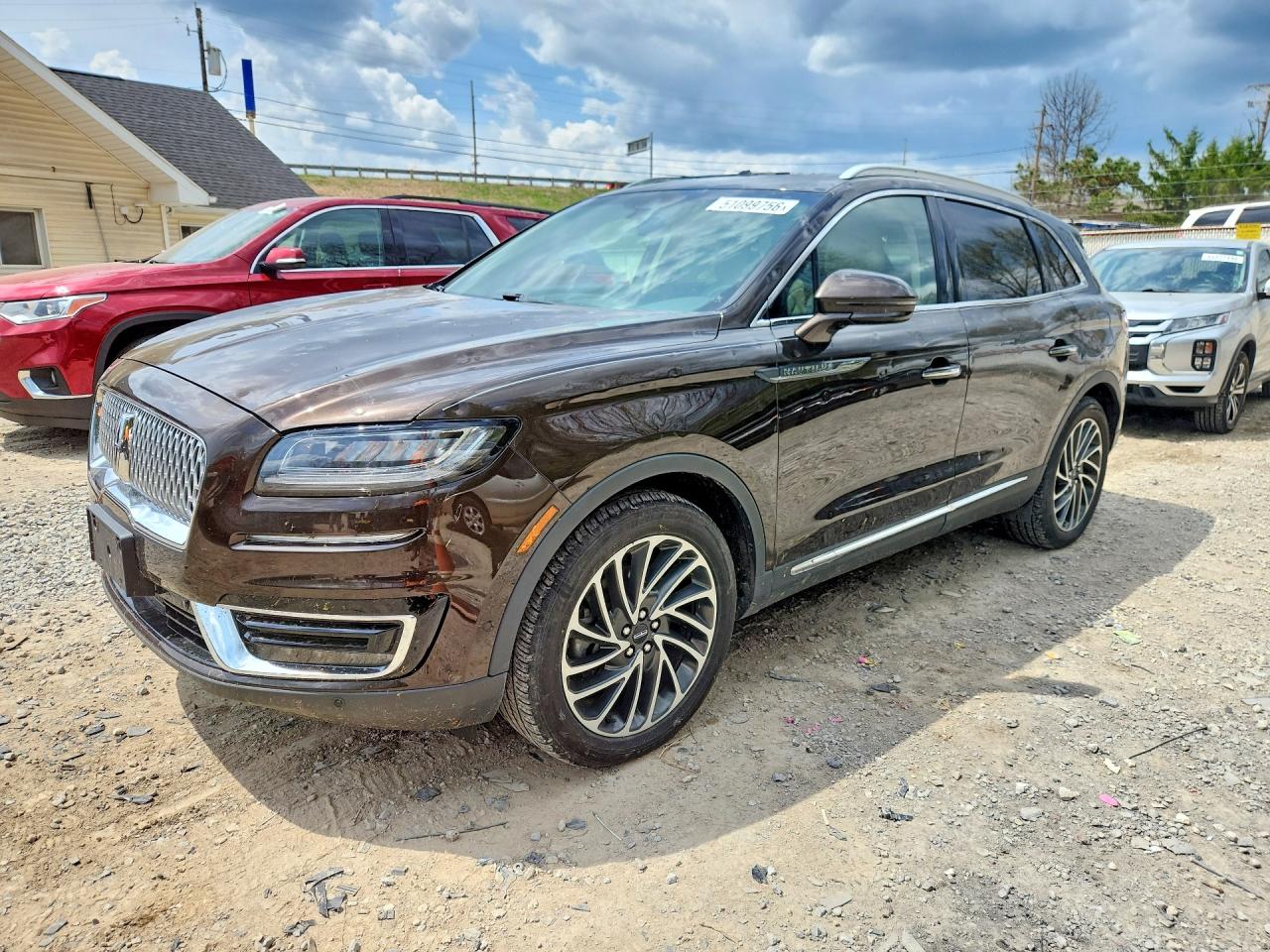 Salvage Lincoln Nautilus Image
