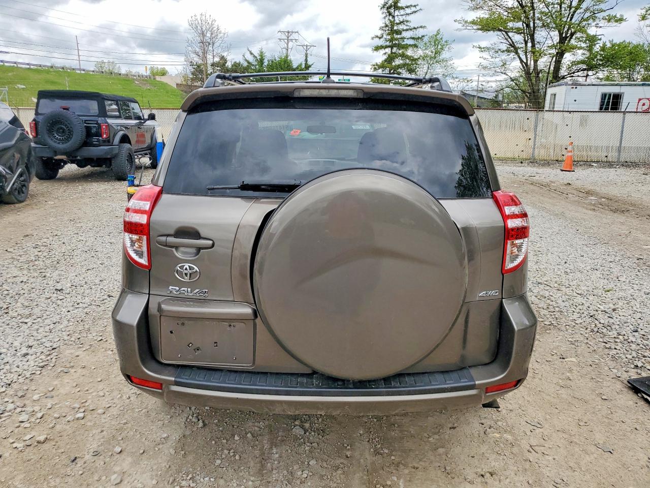 Toyota RAV4 Base