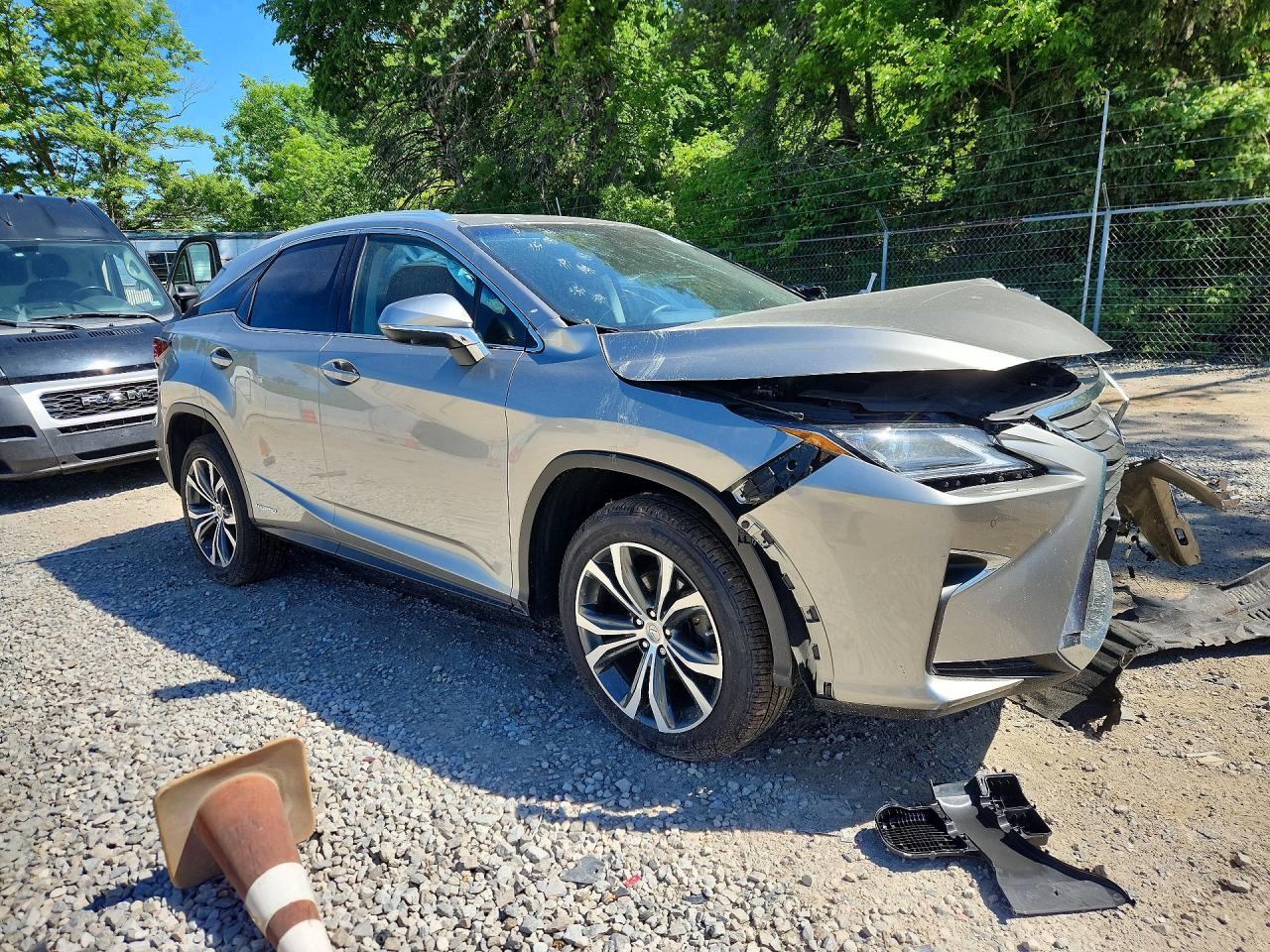 Lexus RX Base