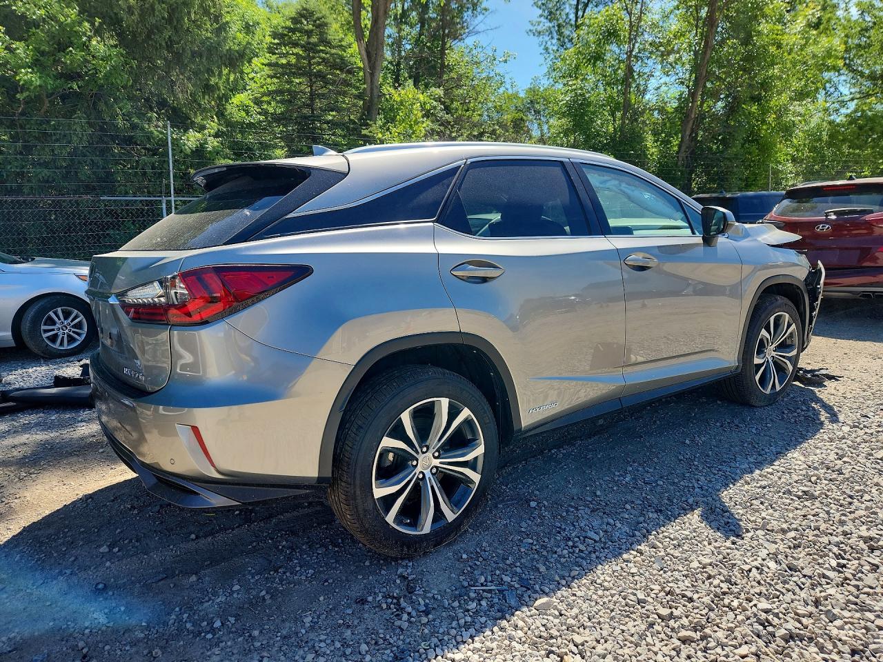 Lexus RX Base