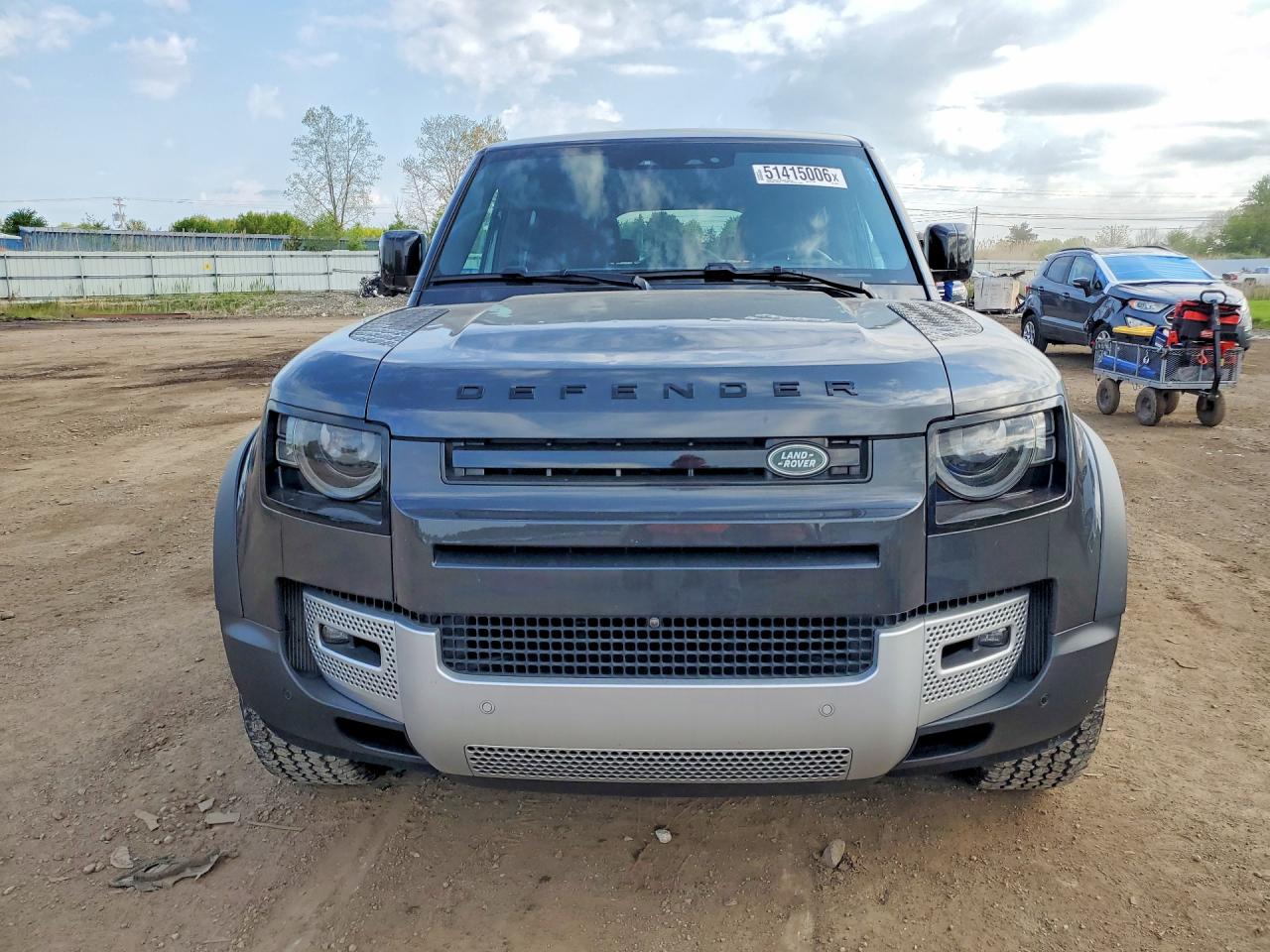Land Rover Defender 130 S