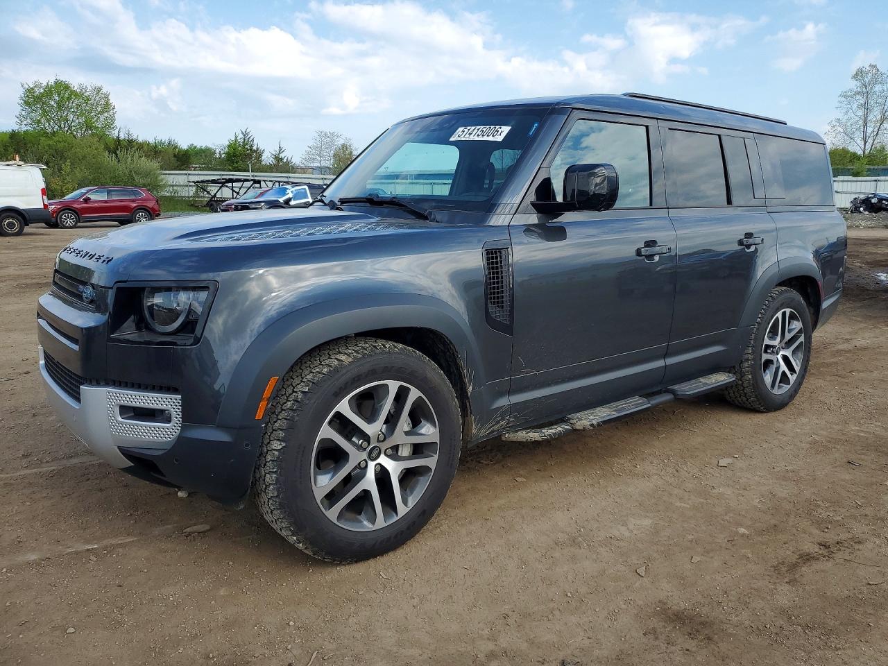Salvage Land Rover Defender Image