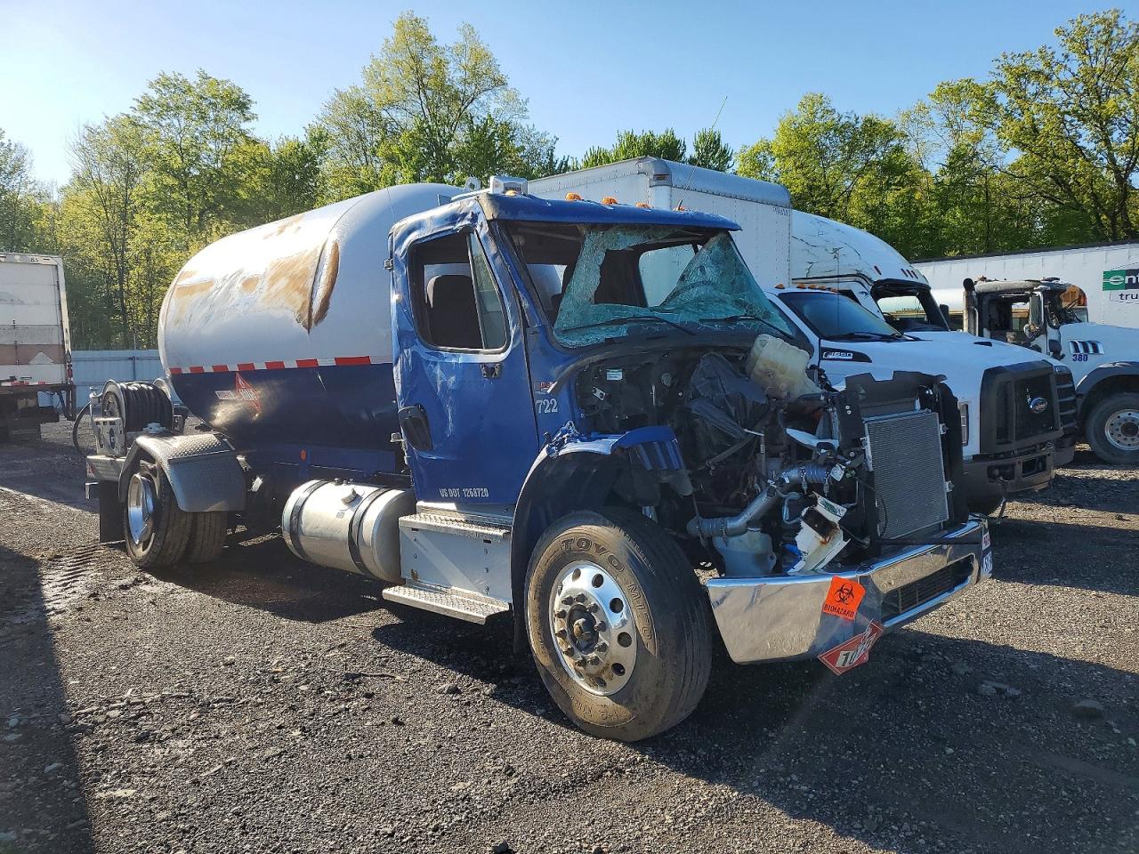 Salvage Freightliner M2 Image