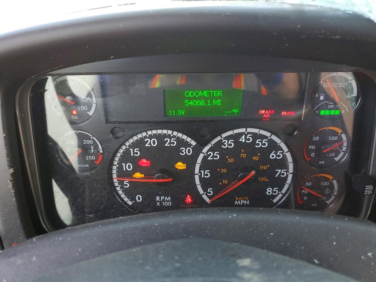 Freightliner M2