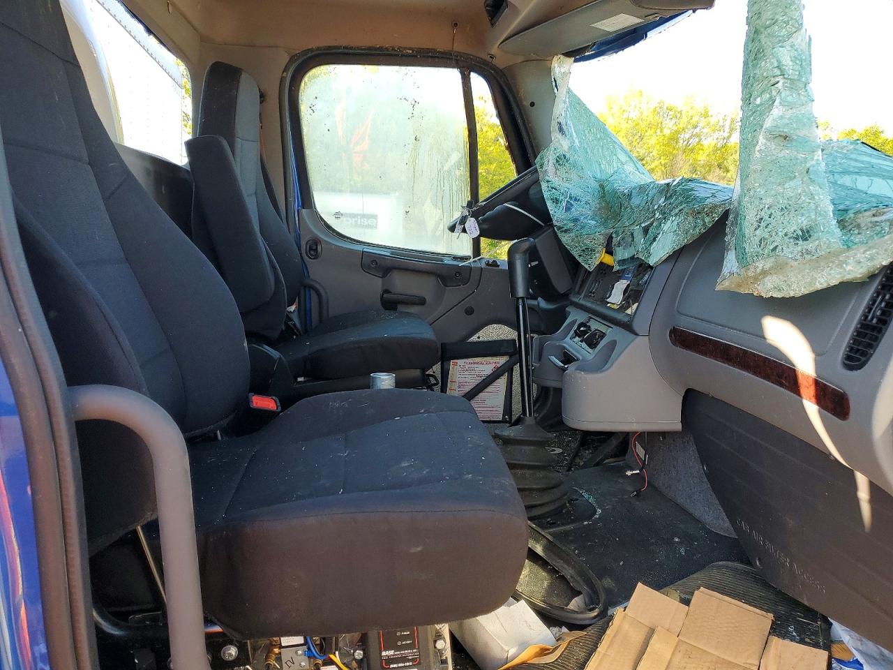 Freightliner M2