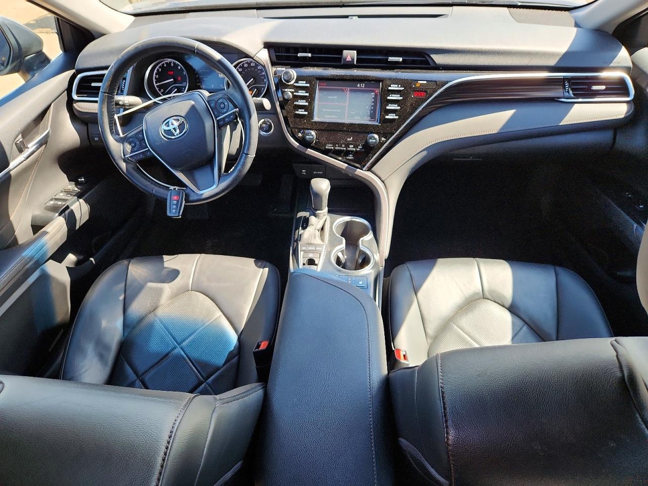 Toyota Camry Xle
