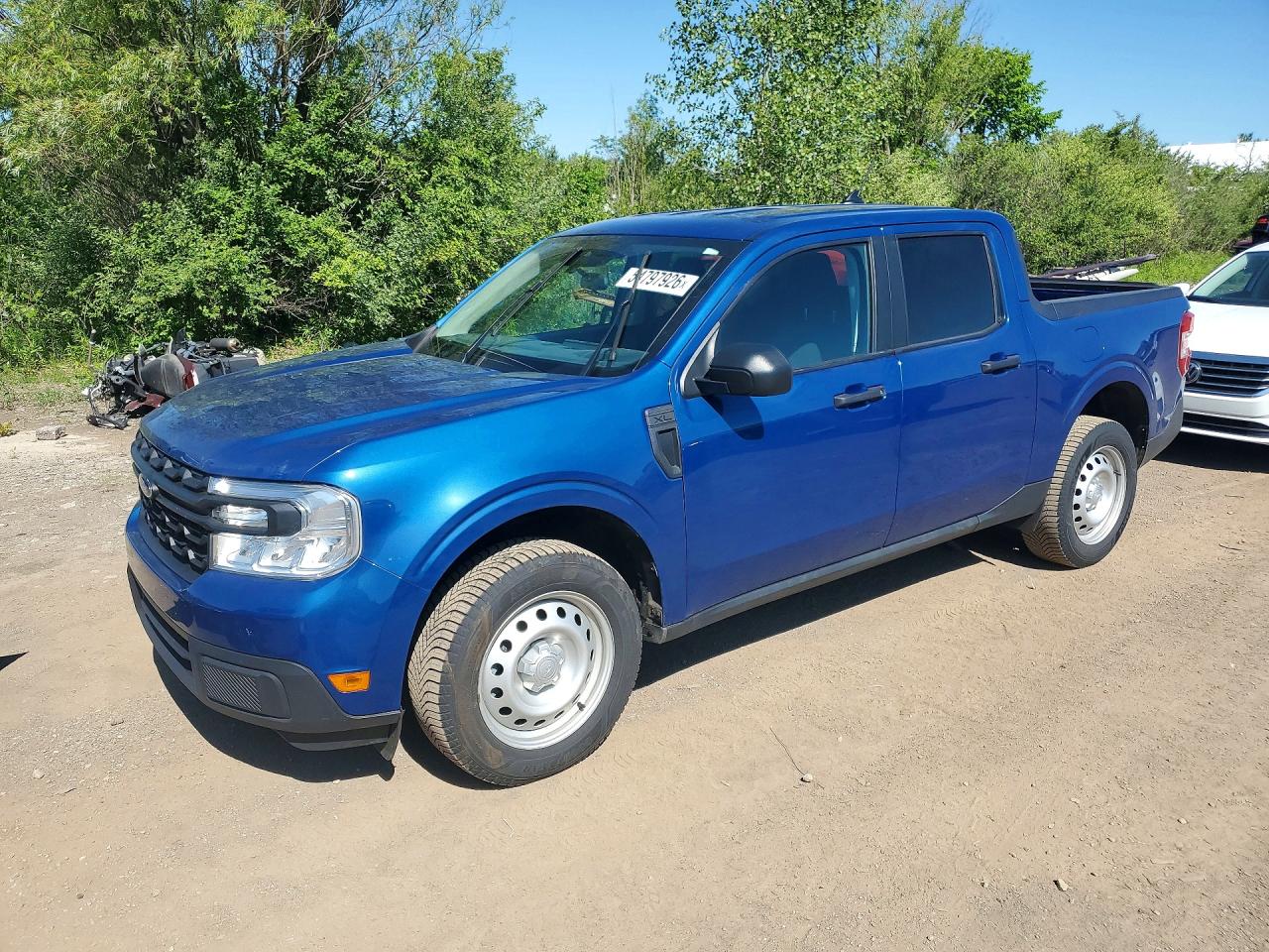 Salvage Ford Maverick Image