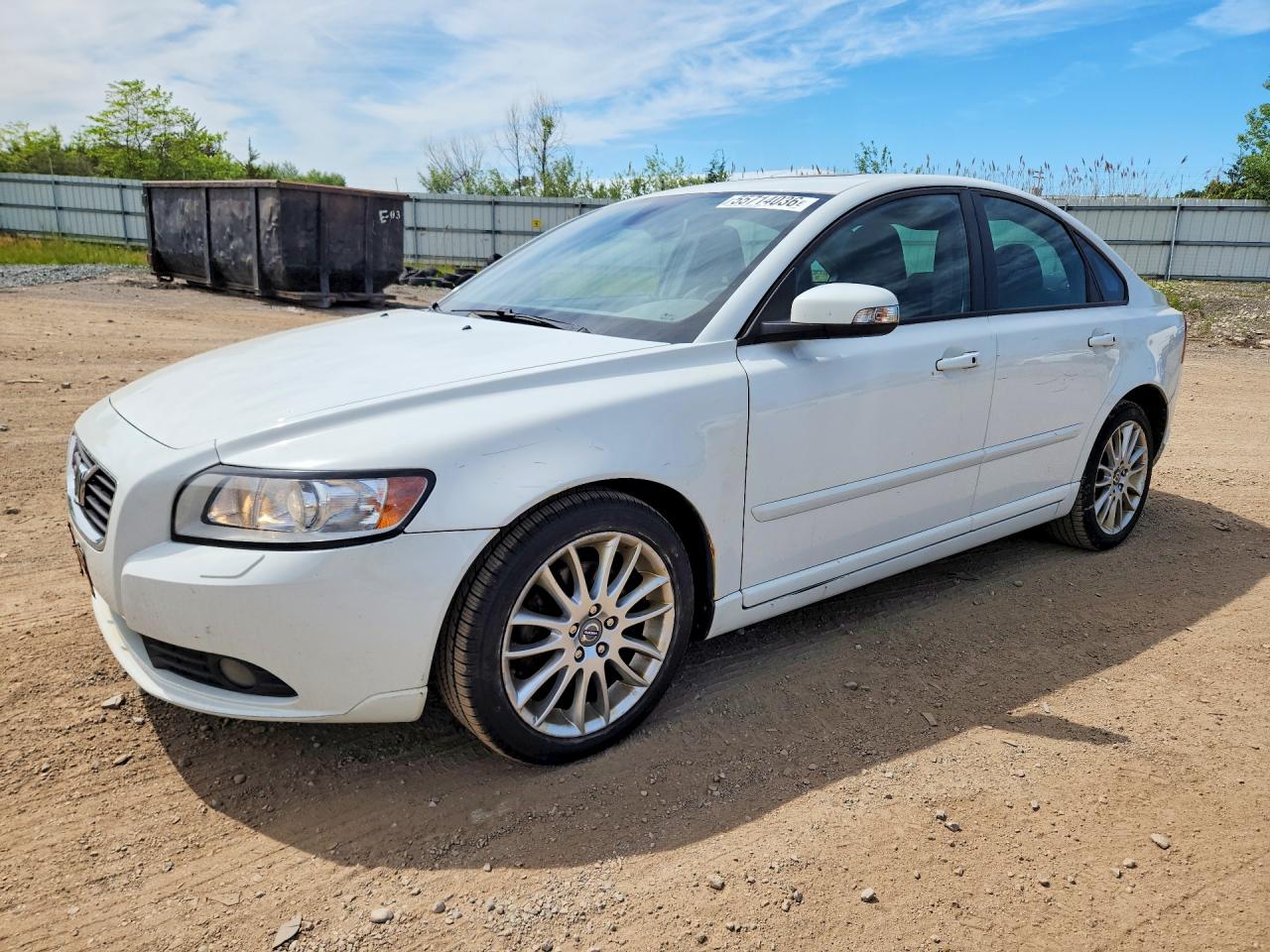 Salvage Volvo S40 Image