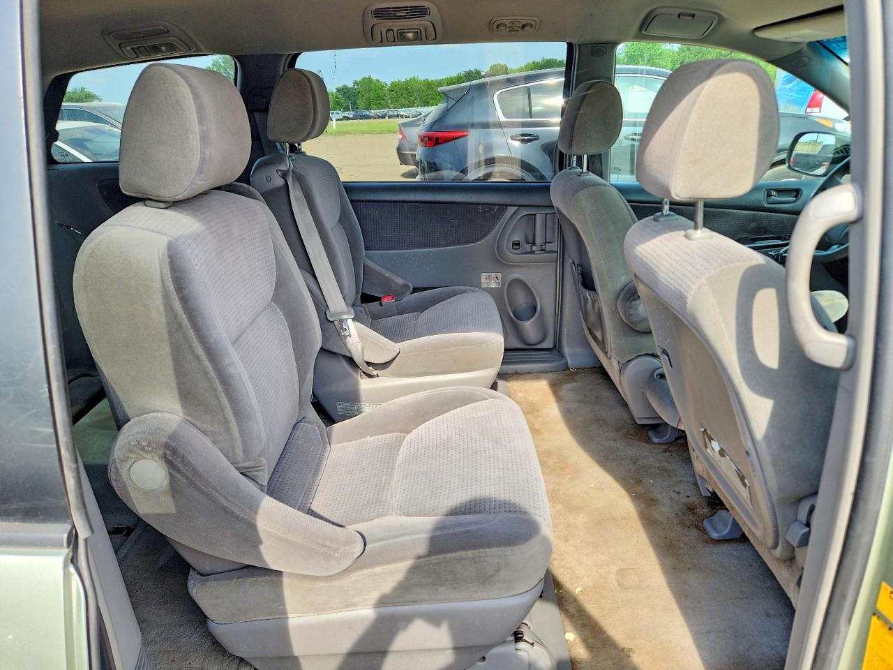 Toyota Sienna Le 7 Passenger