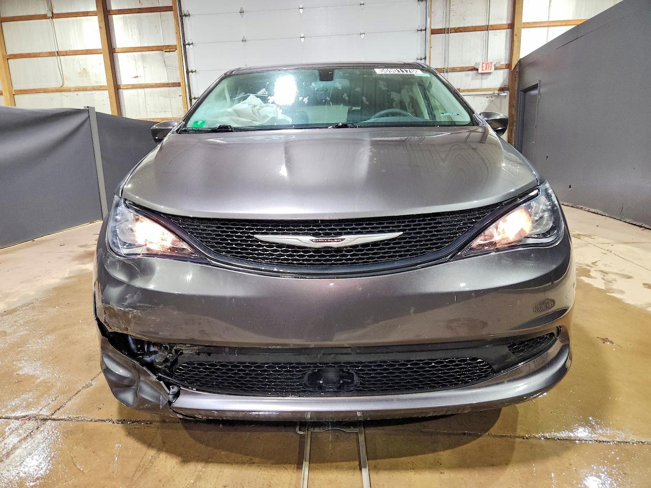 Chrysler Minivan Lx
