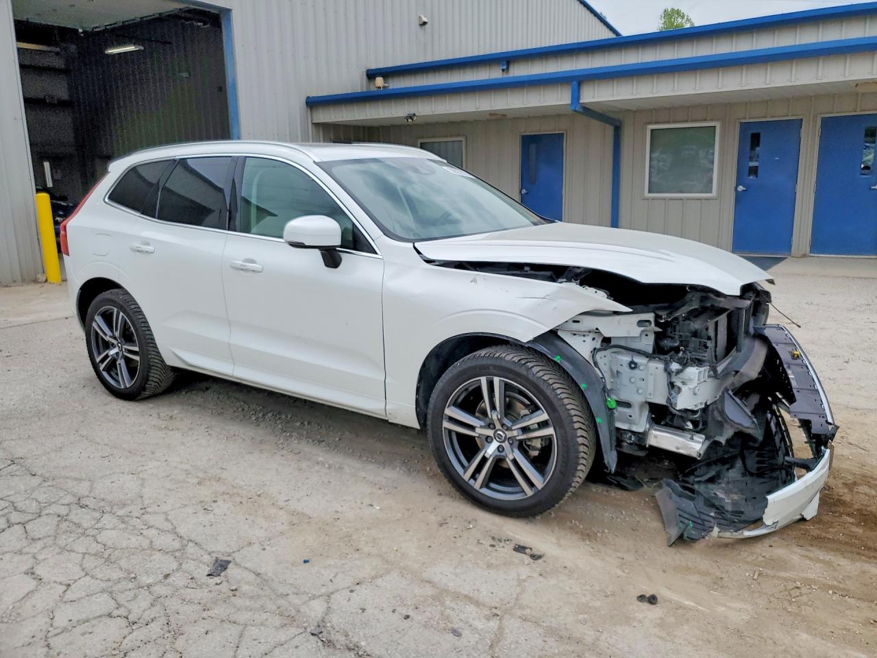 Volvo XC60 T5 Momentum