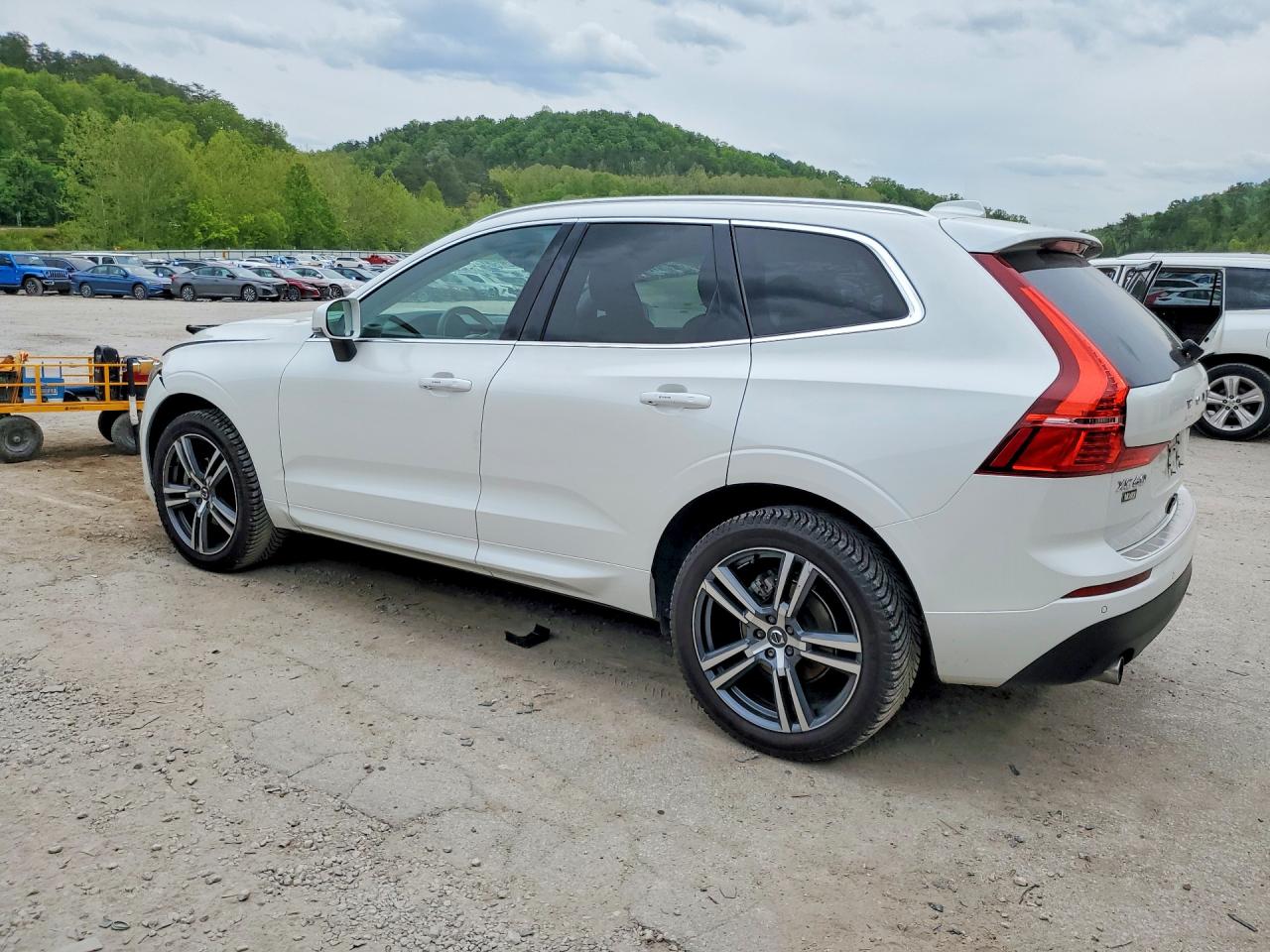Volvo XC60 T5 Momentum