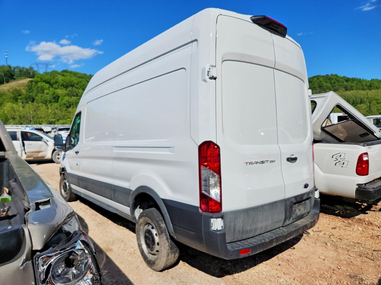 Ford Transit T-250
