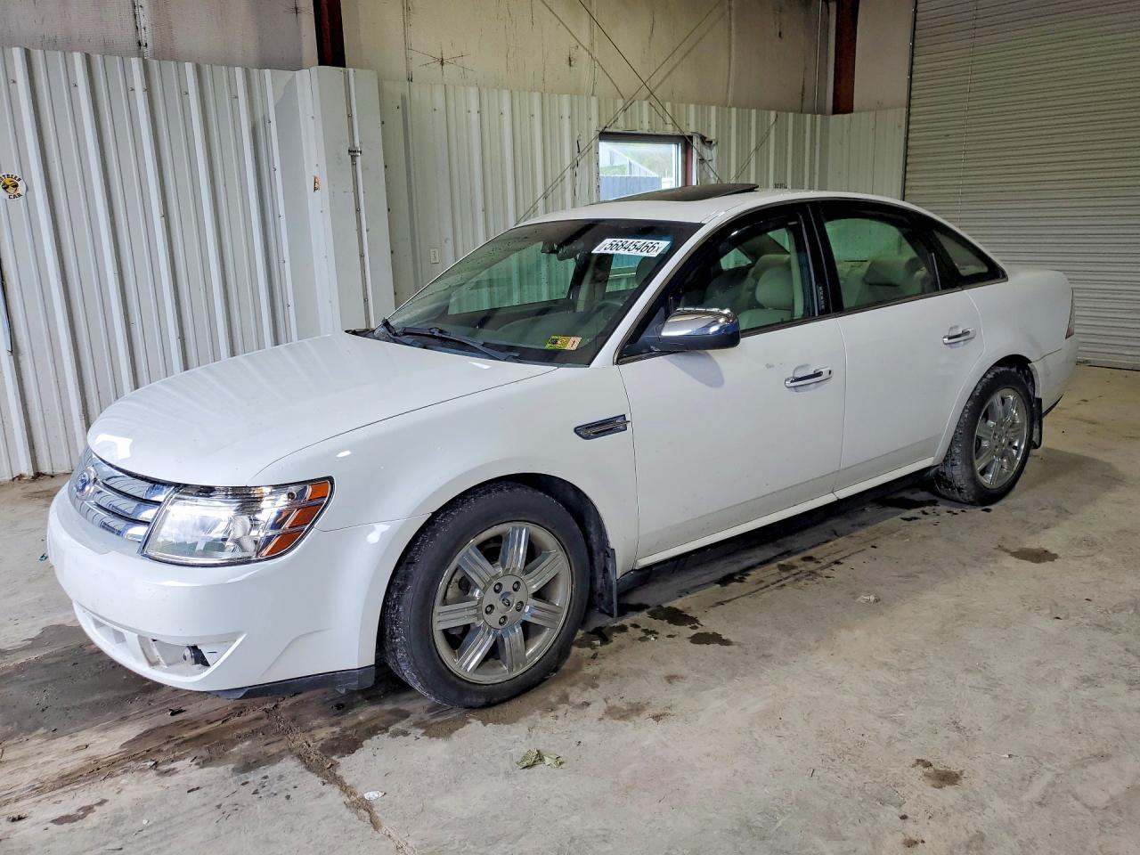 Salvage Ford Taurus Image