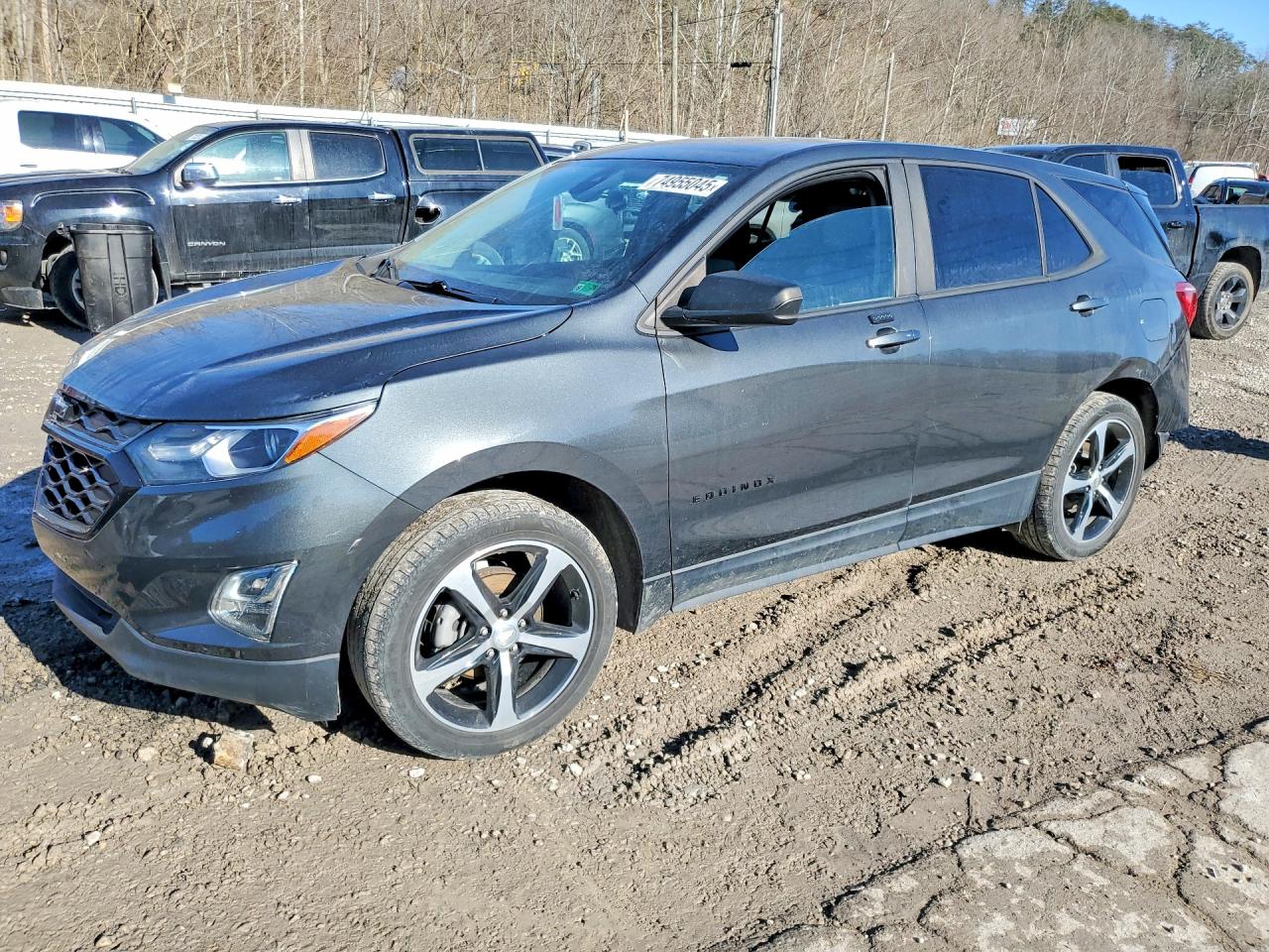 Salvage Chevrolet Equinox Image