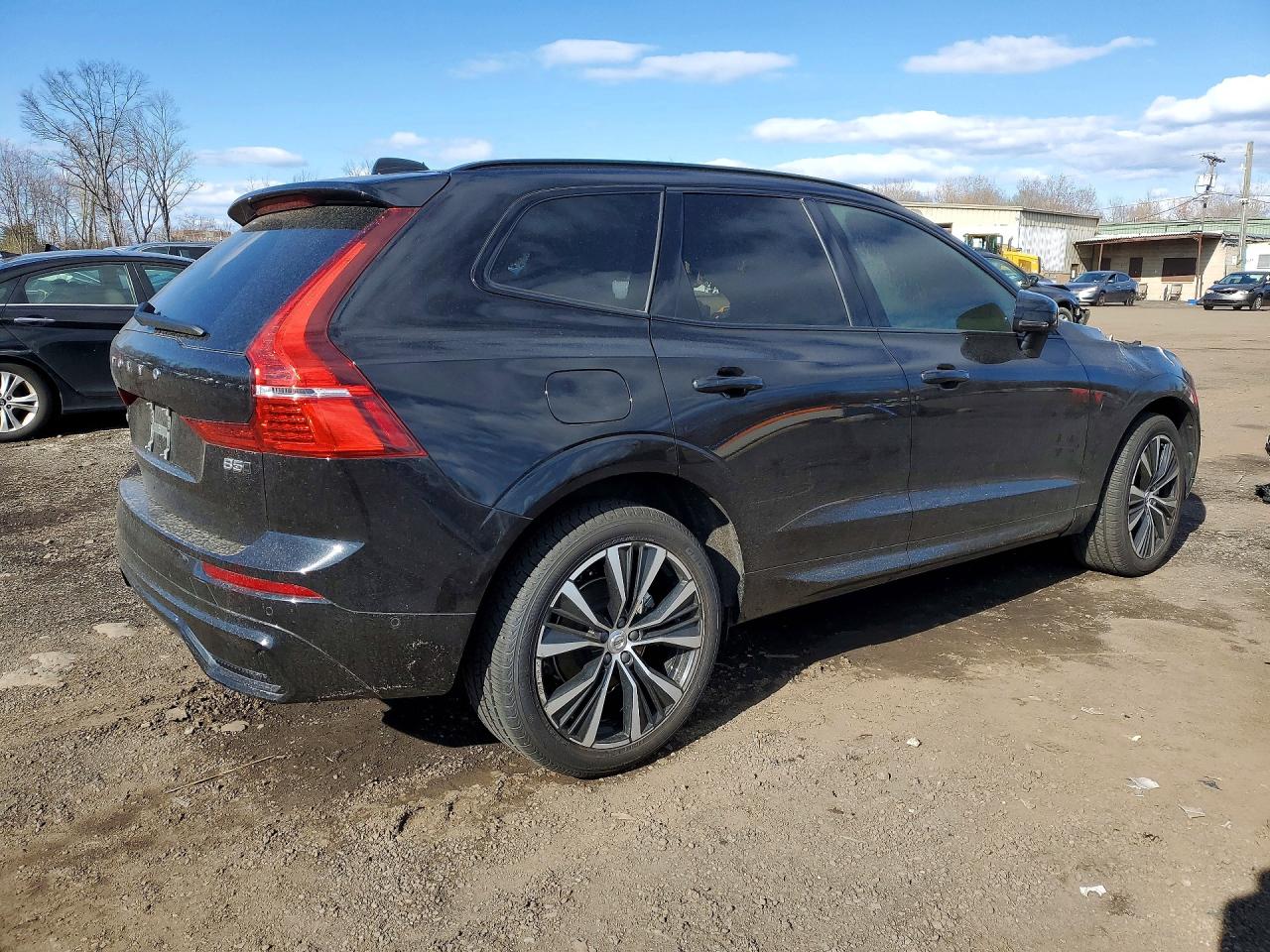 Volvo XC60 Plus