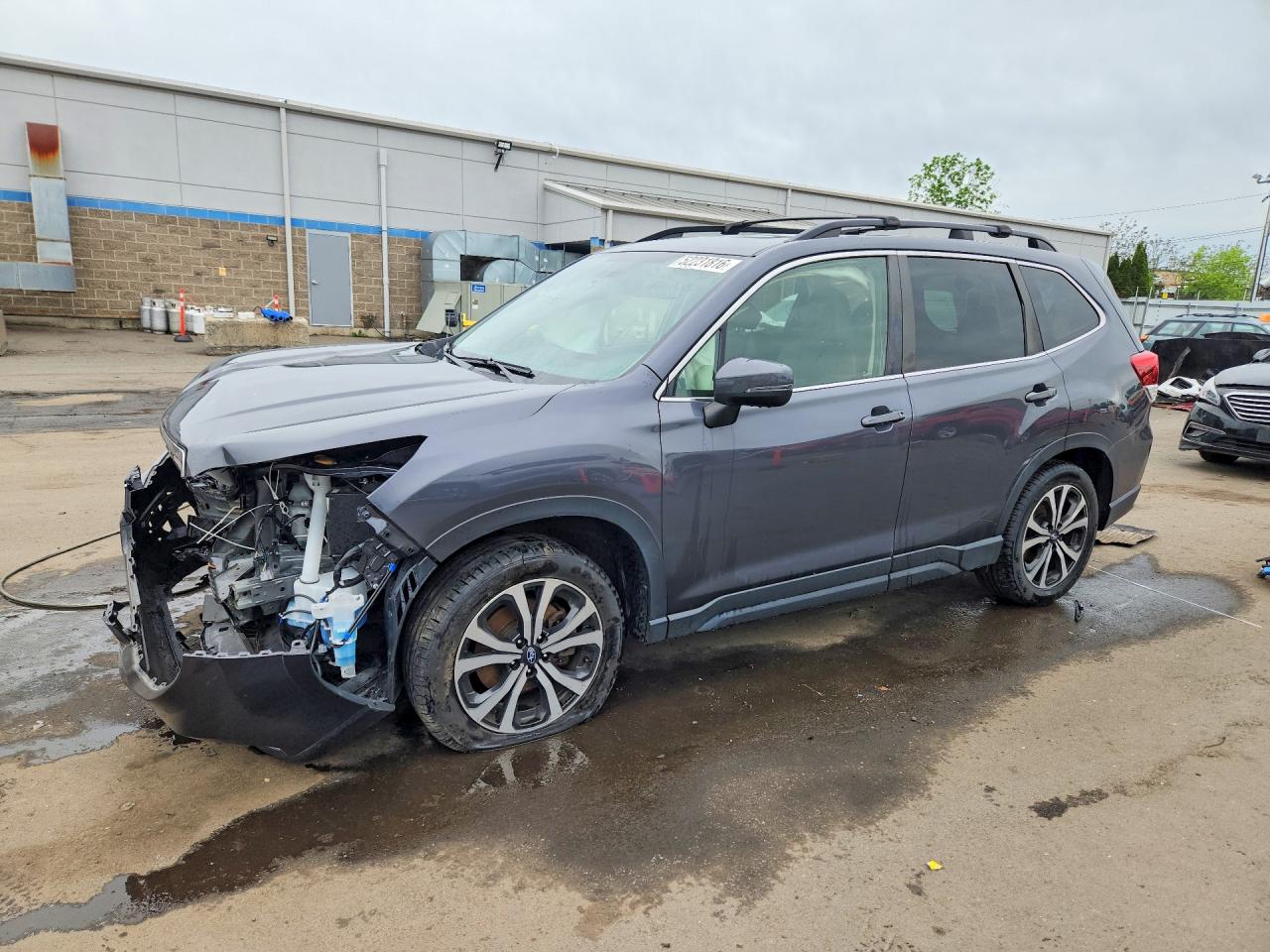 Salvage Subaru Forester Image