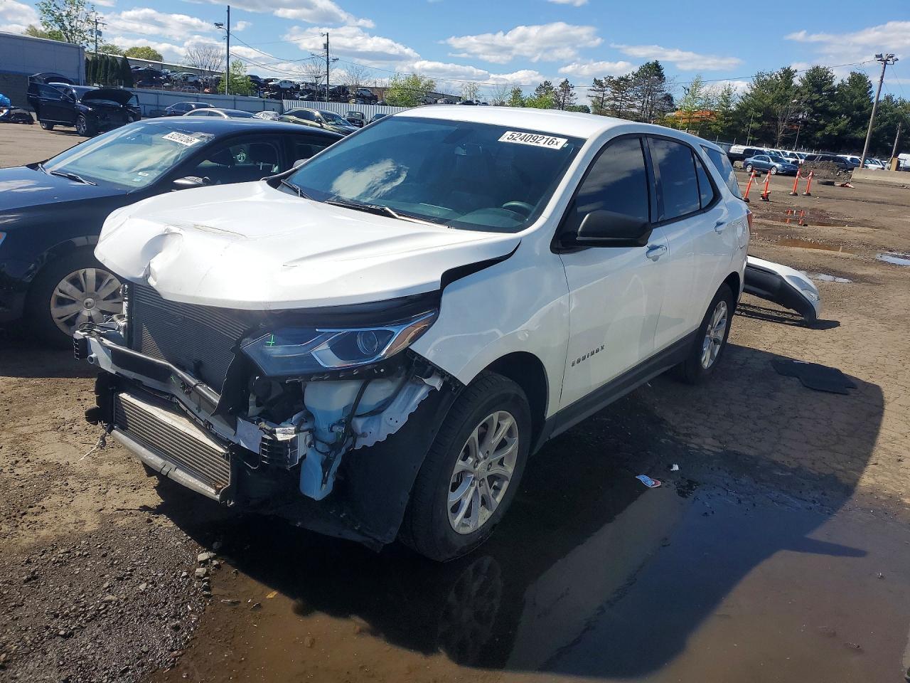 Salvage Chevrolet Equinox Image
