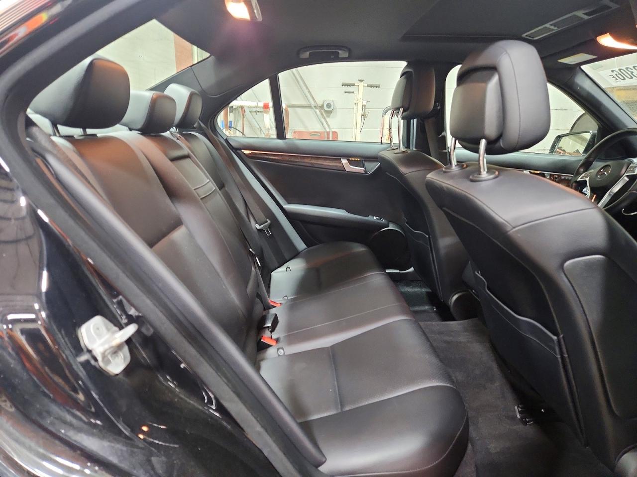 Mercedes-Benz C-Class 300 4matic