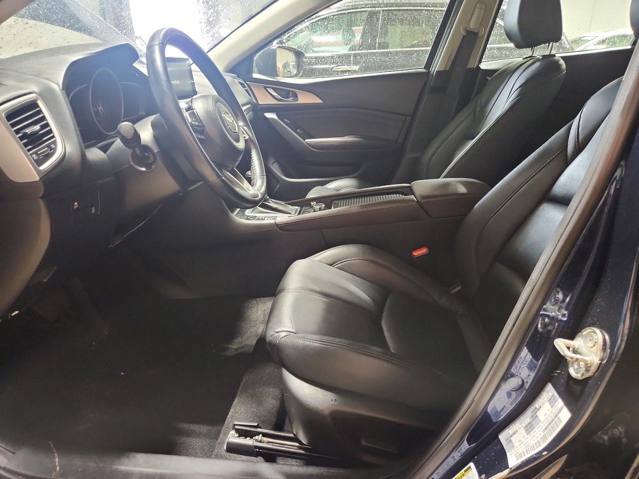 Mazda 3 Touring