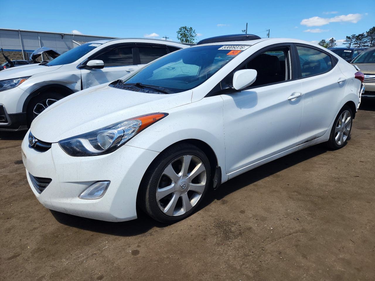 Salvage Hyundai ELANTRA Image