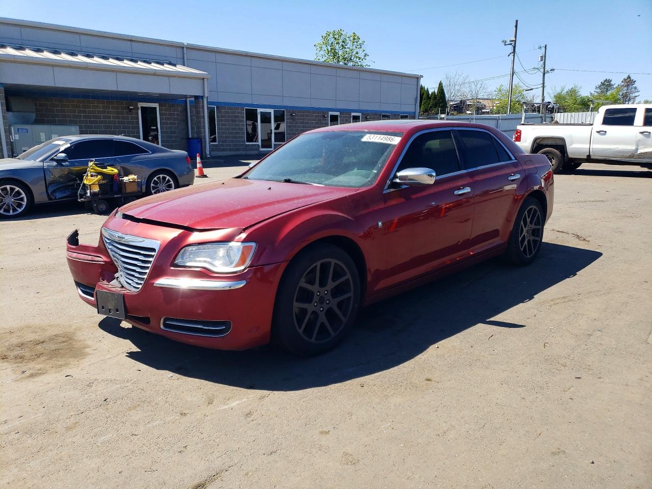 Salvage Chrysler 300 Image