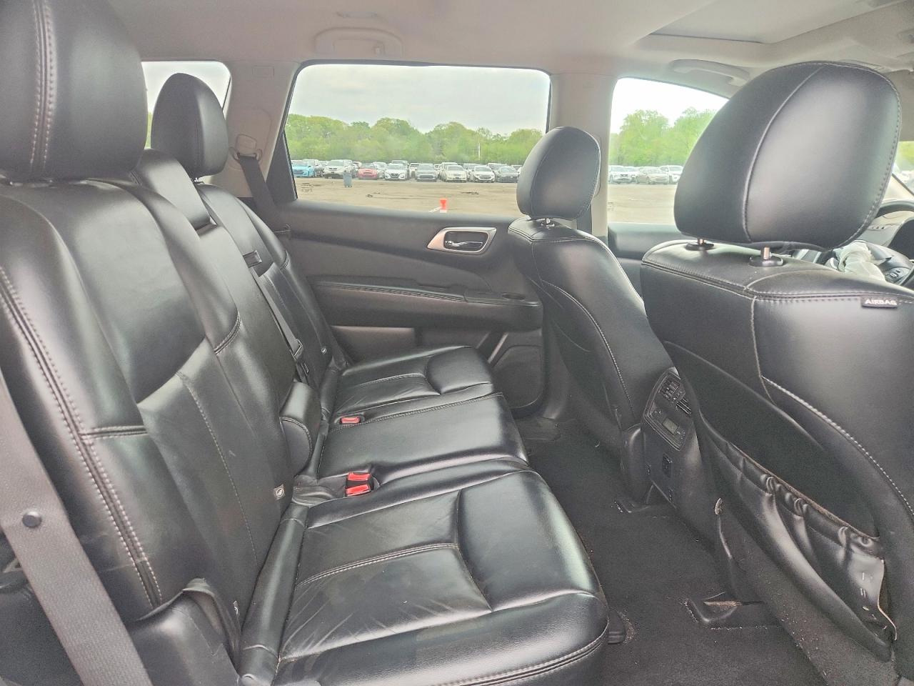Nissan Pathfinder Sl