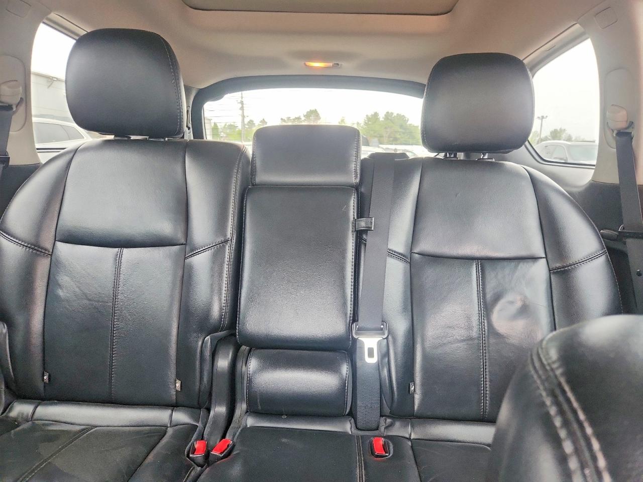 Nissan Pathfinder Sl