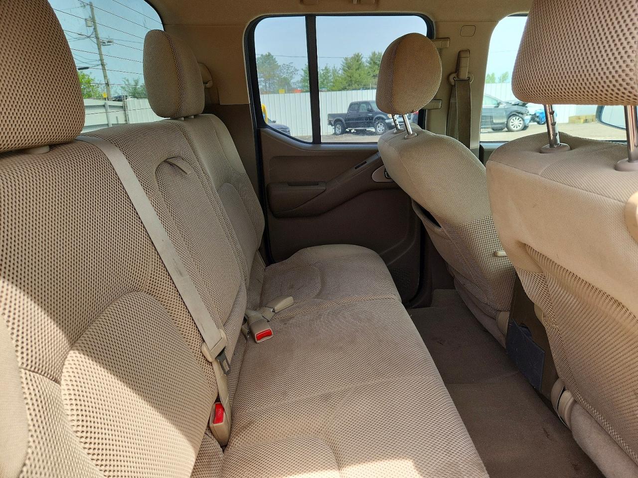 Nissan Frontier Se