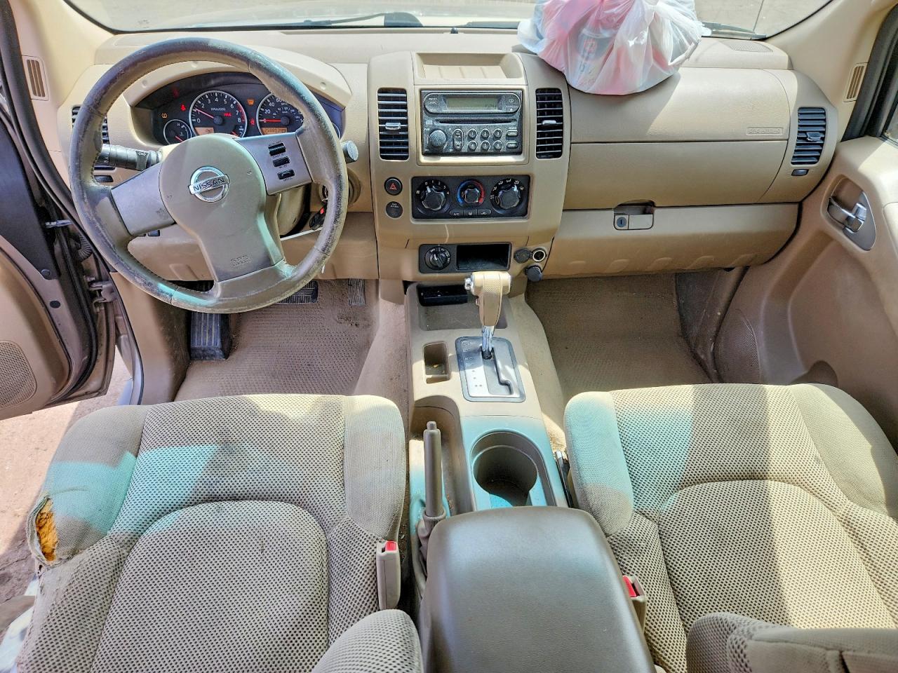 Nissan Frontier Se