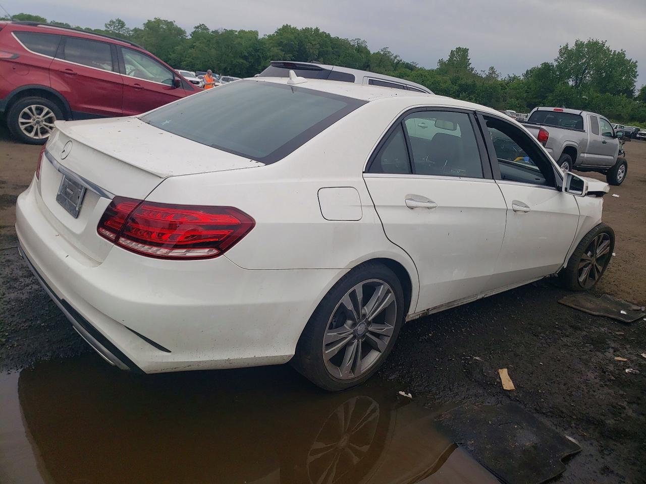 Mercedes-Benz E-Class 350