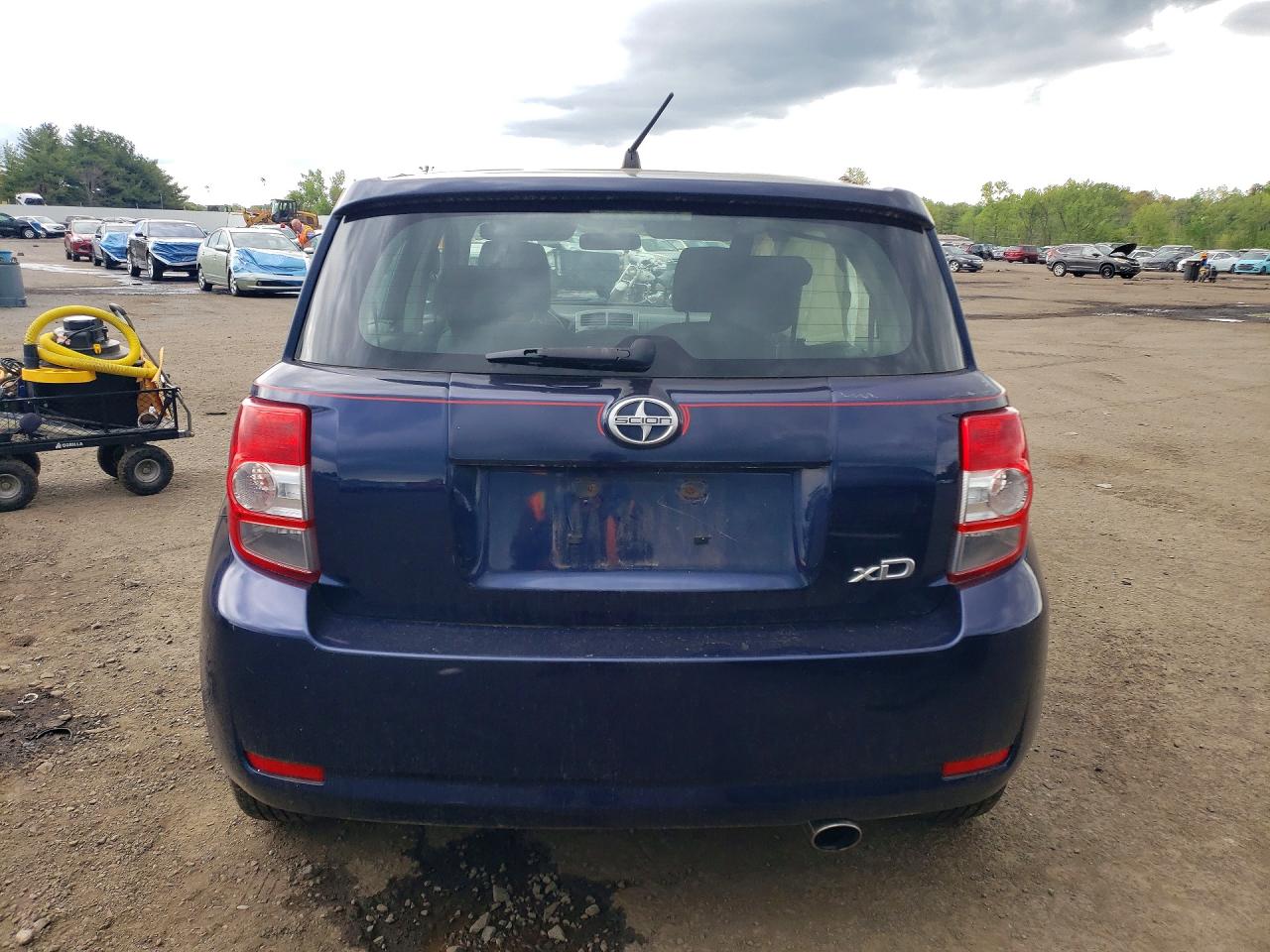 Scion xD Base