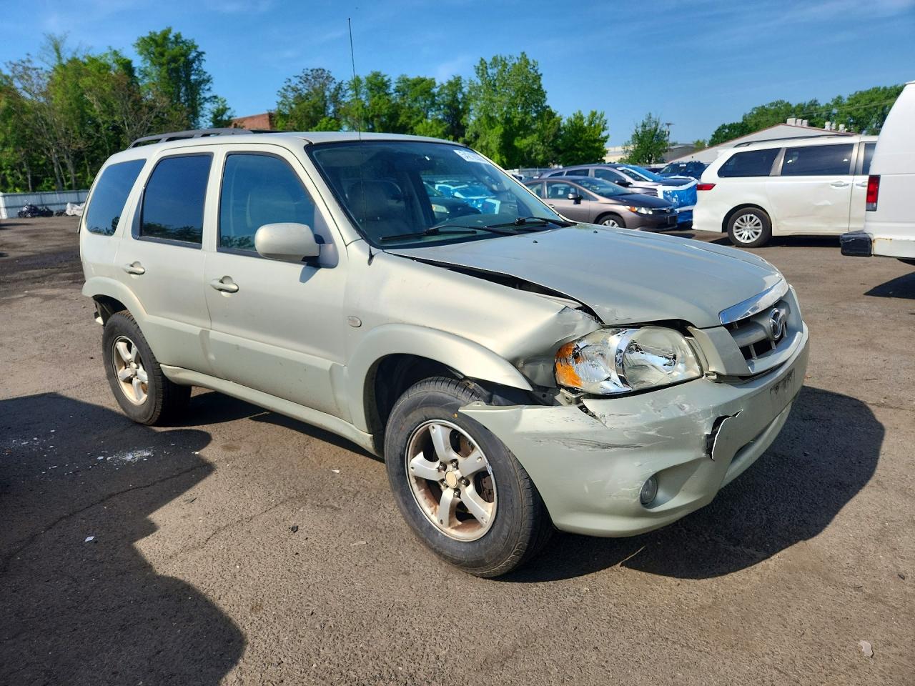 Mazda Tribute S