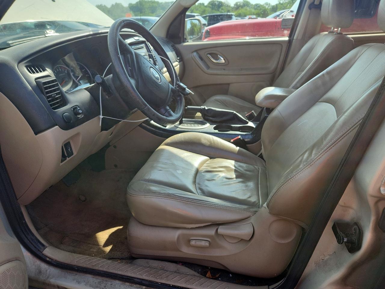 Mazda Tribute S