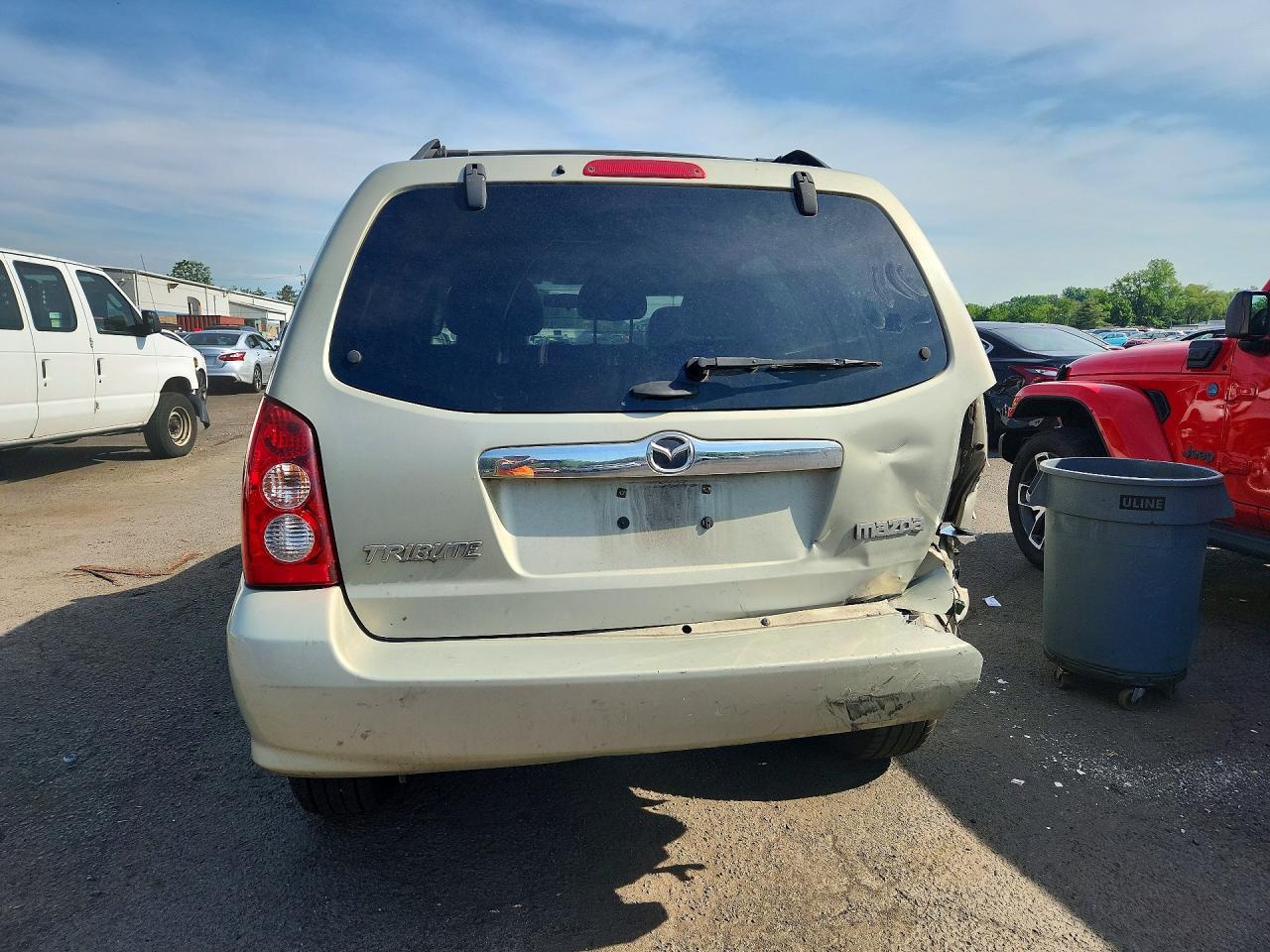 Mazda Tribute S