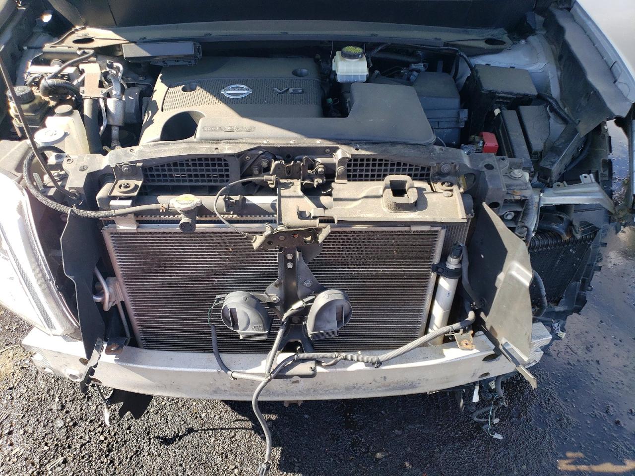 Nissan Pathfinder S