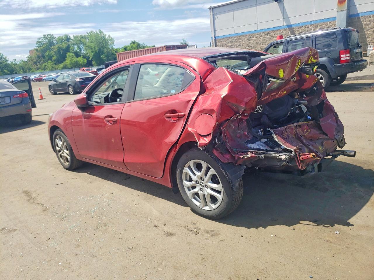 Toyota Yaris Base