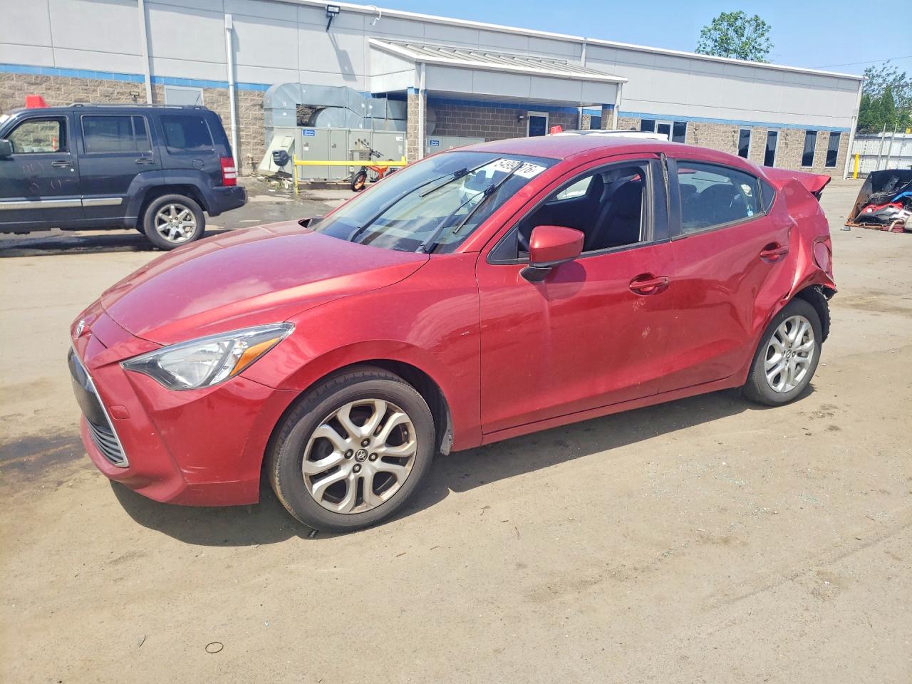 Salvage Toyota Yaris Image