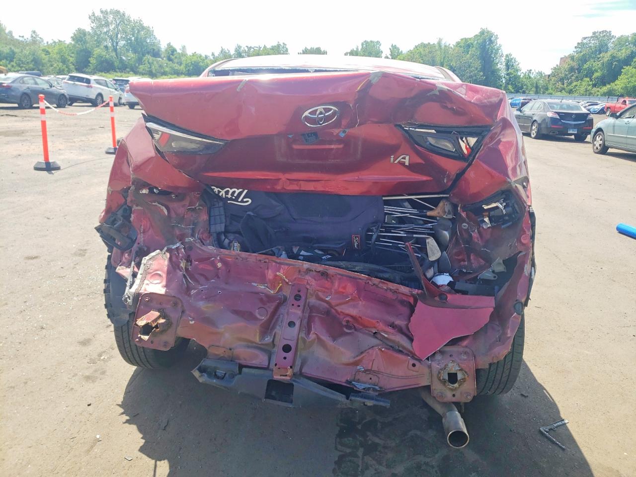 Toyota Yaris Base