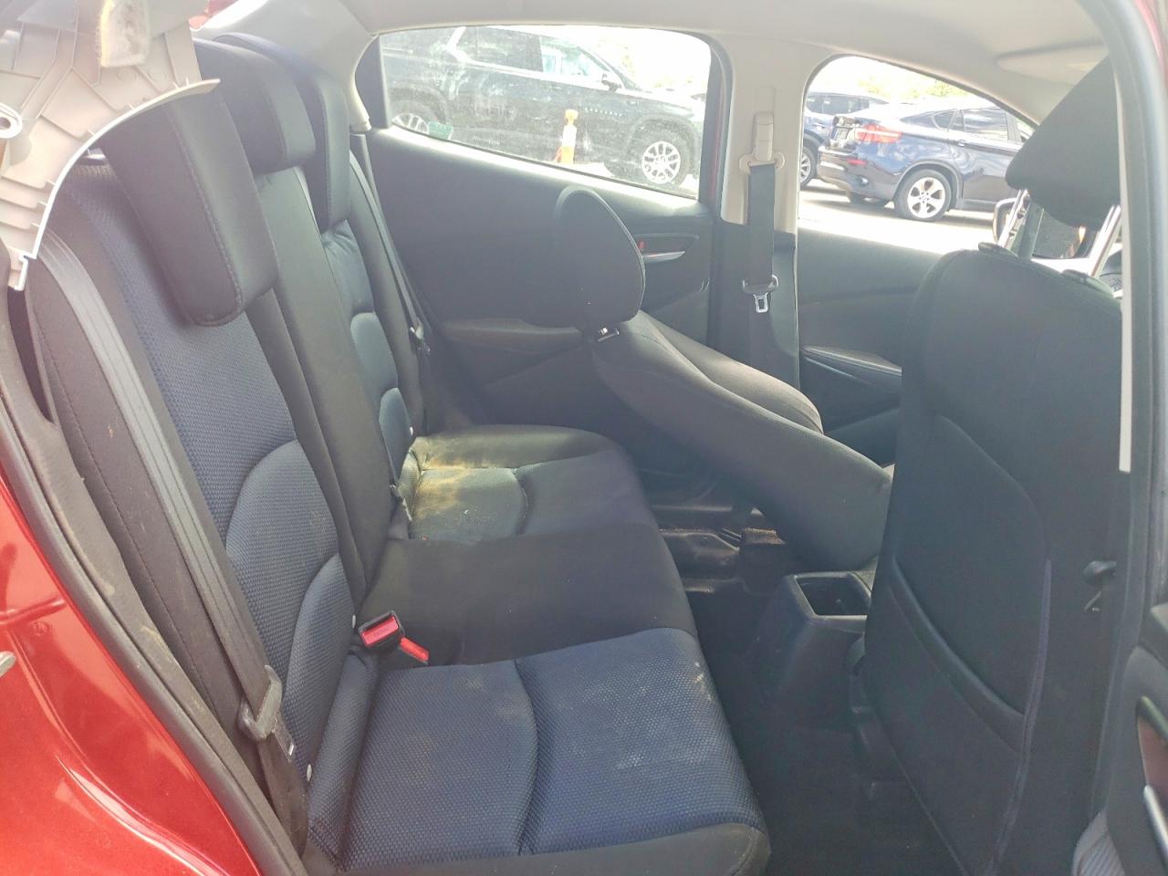 Toyota Yaris Base