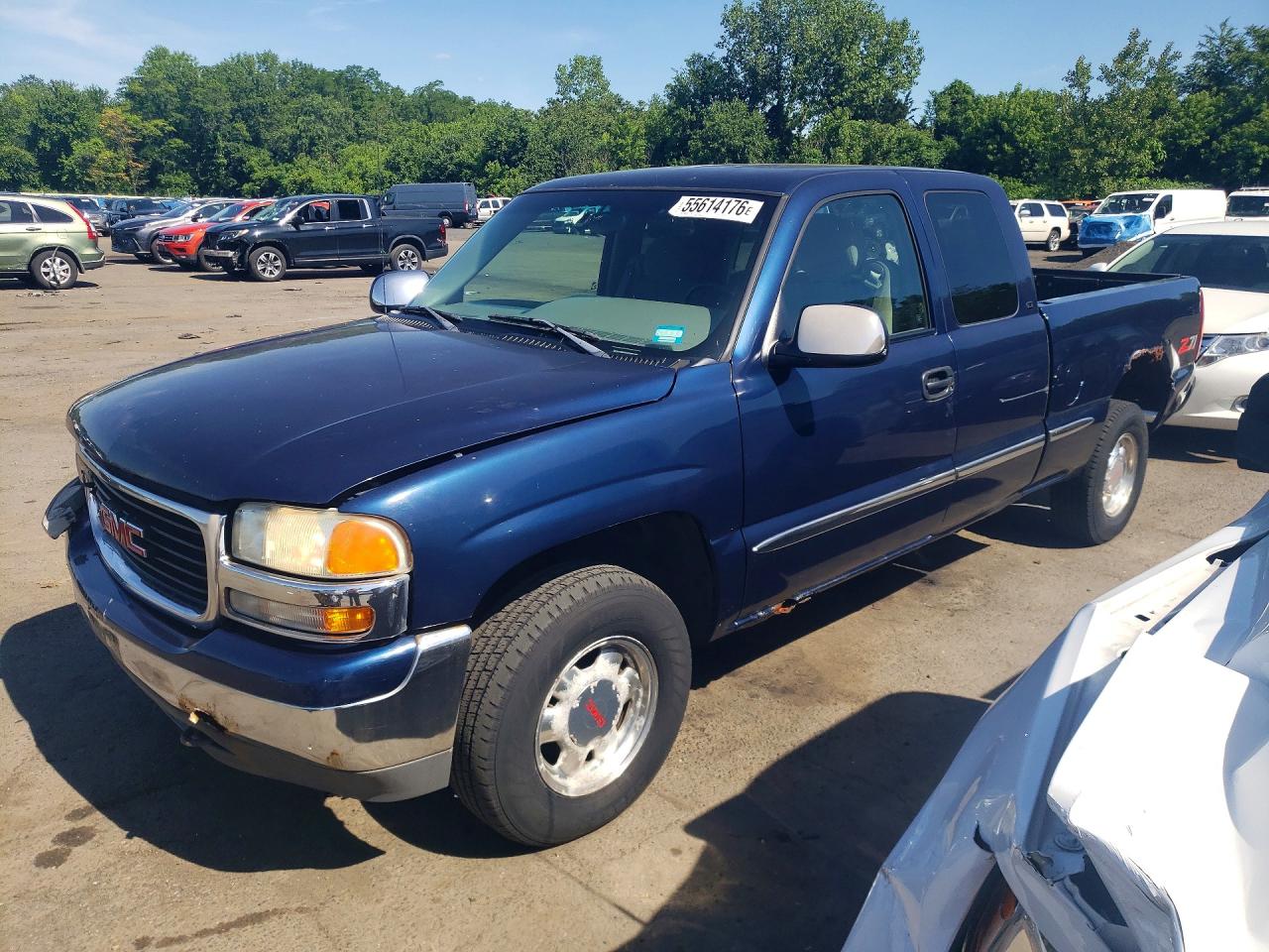 Salvage GMC Sierra Image