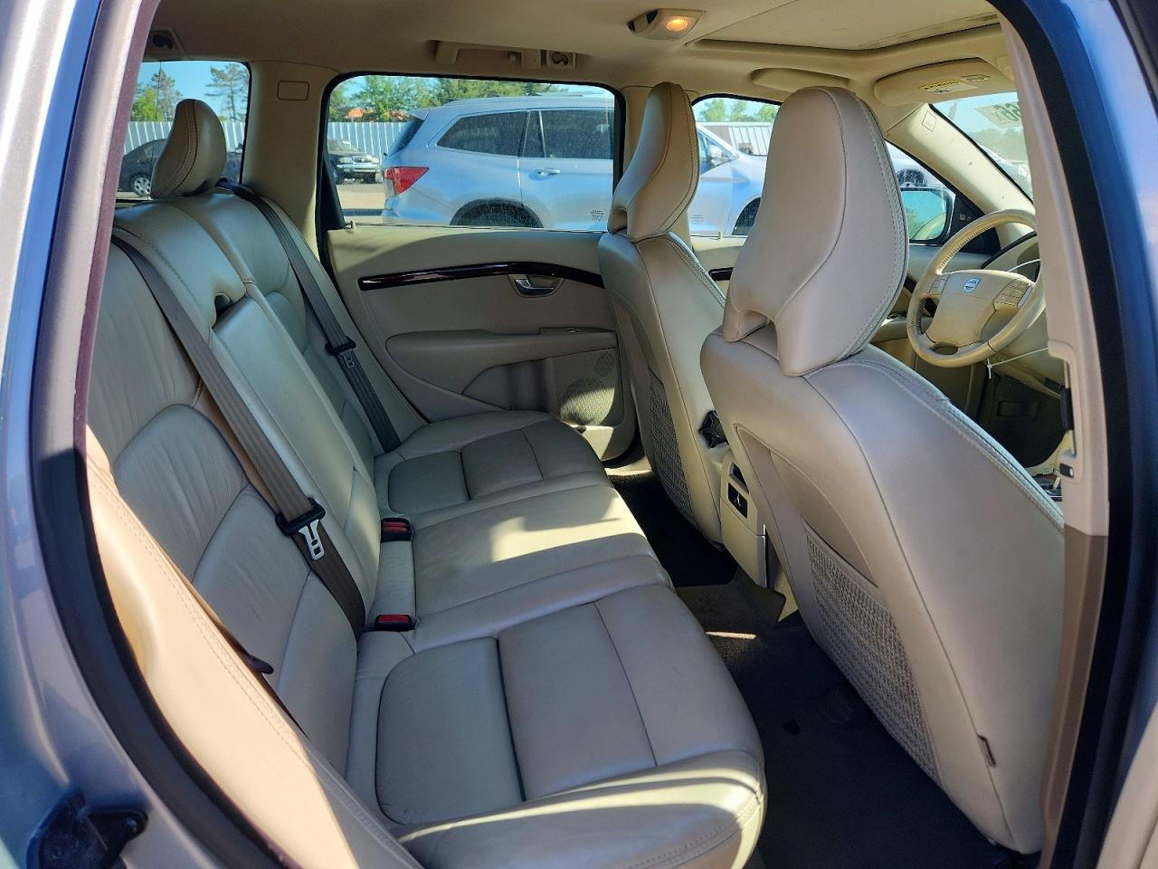 Volvo XC70 T6