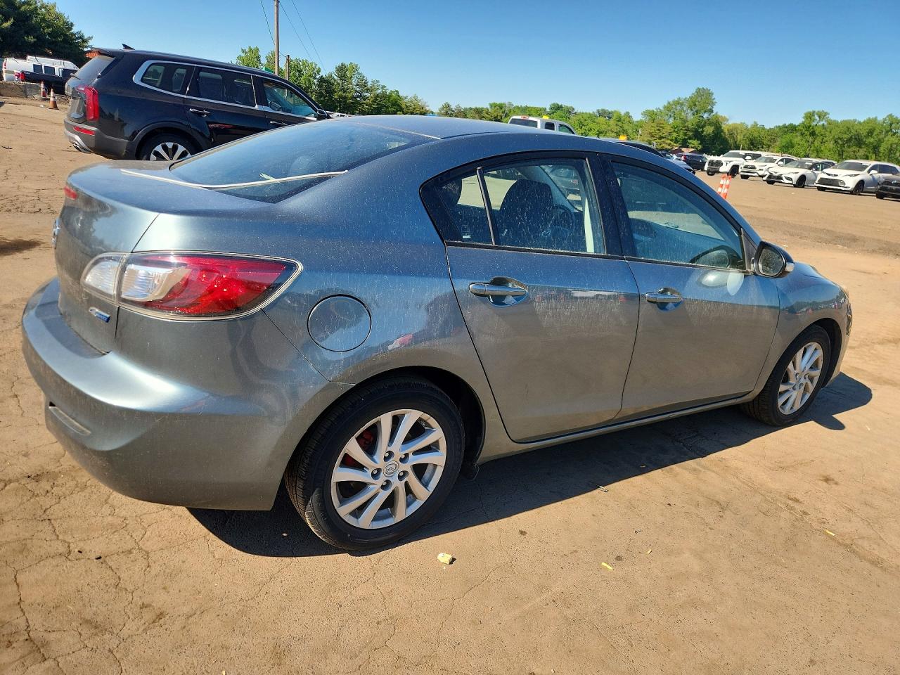 Mazda 3 I I