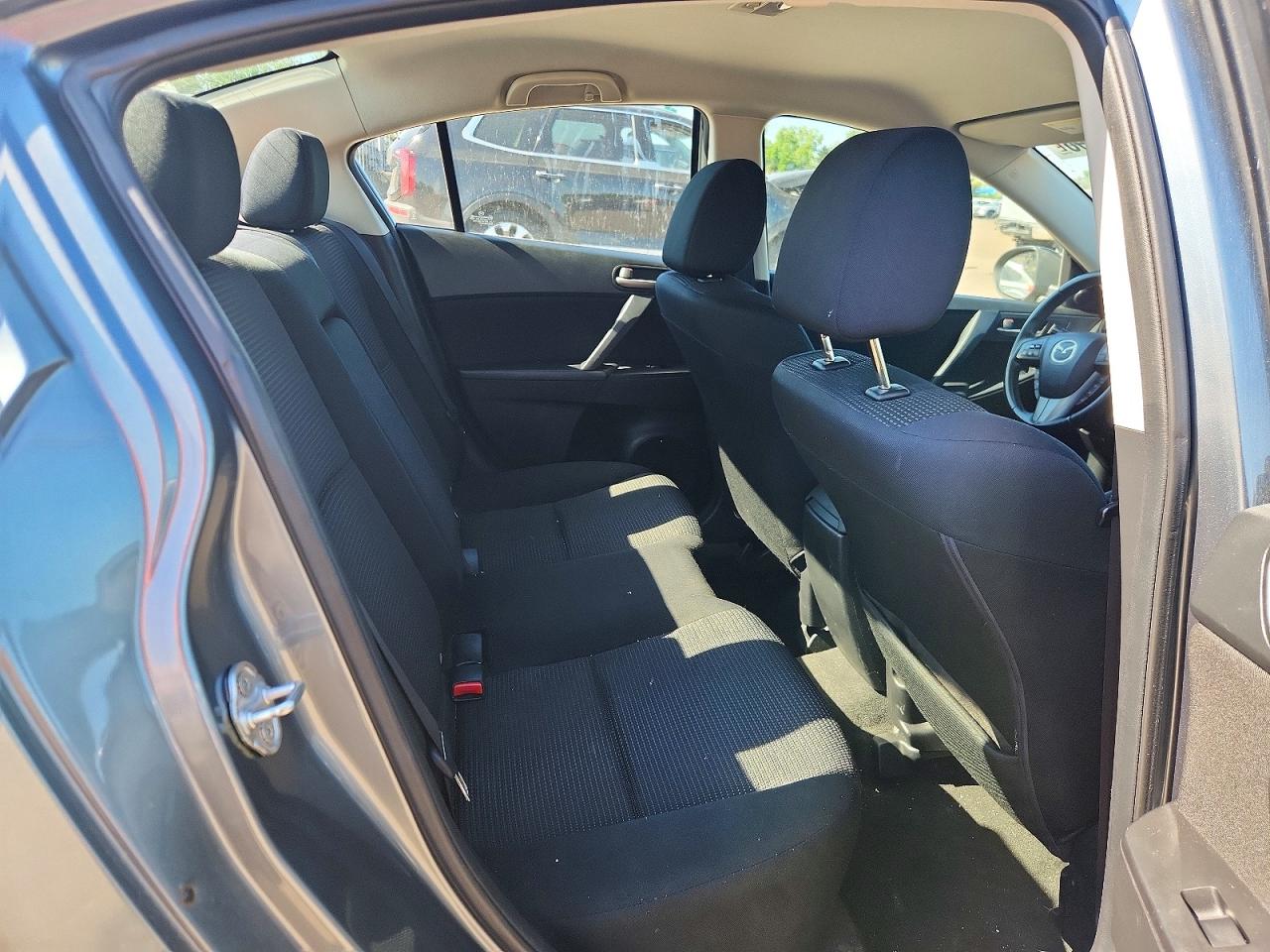Mazda 3 I I