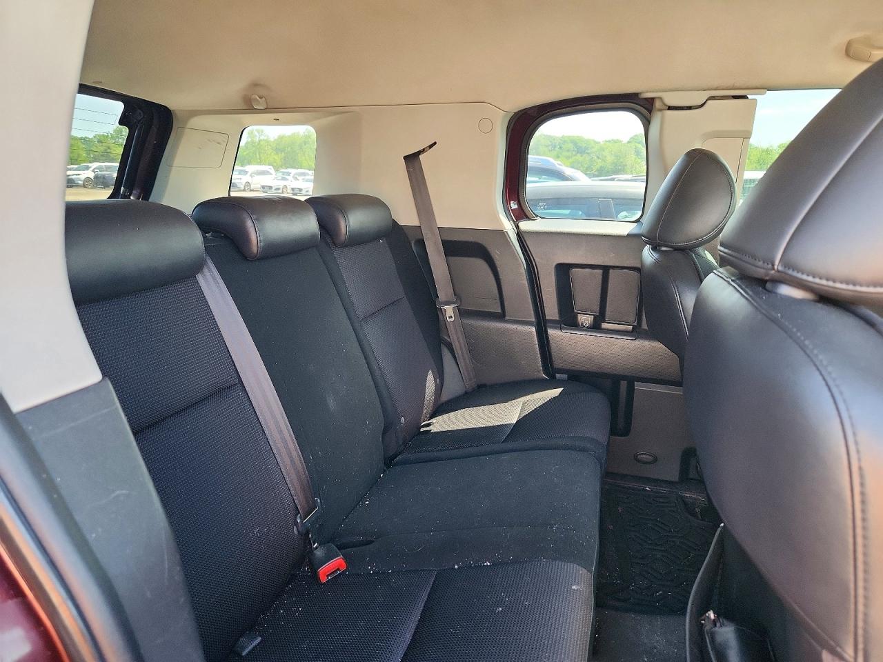 Toyota FJ Cruiser Base