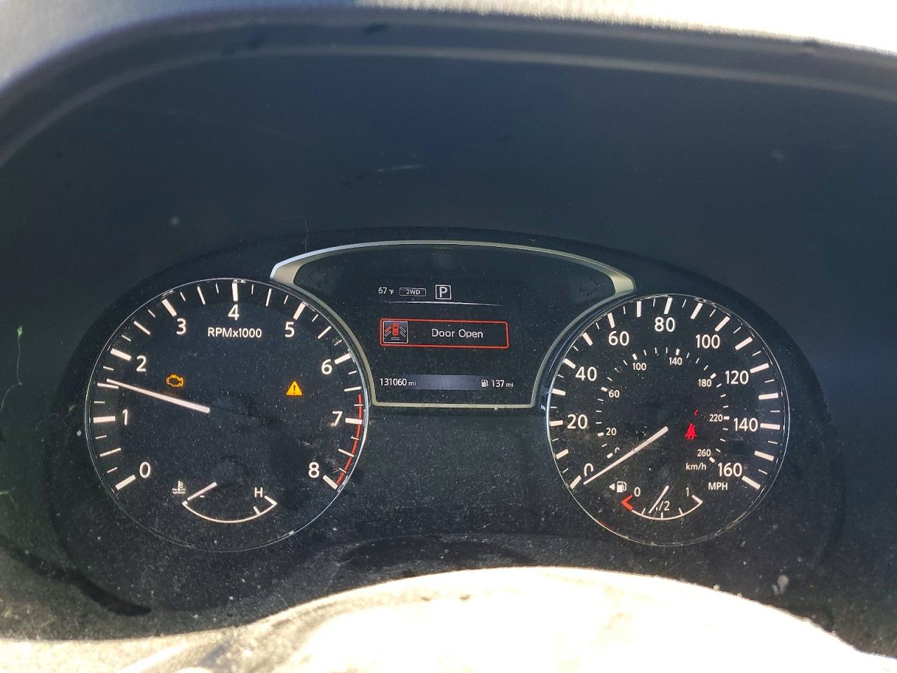 Nissan Pathfinder S