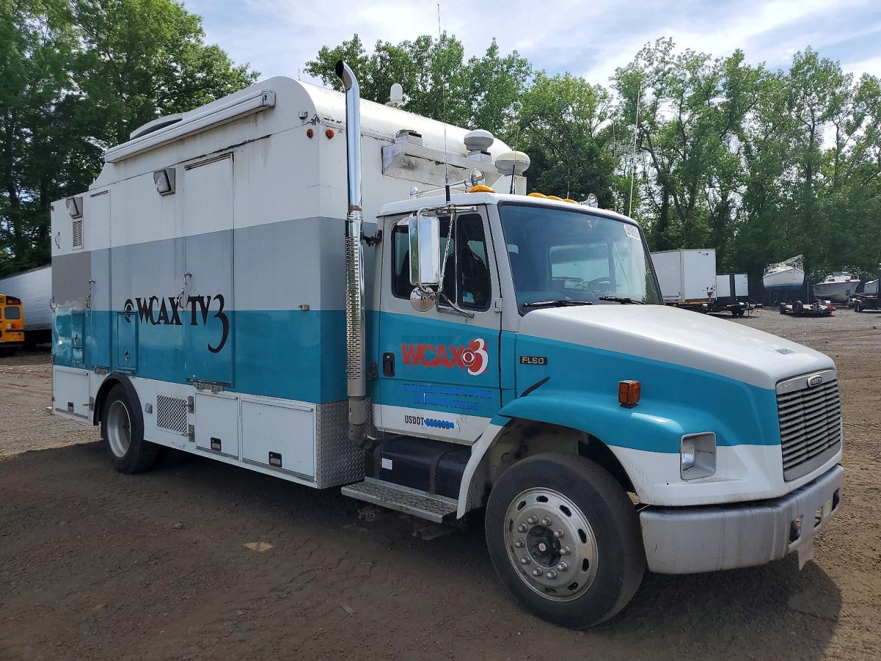 Salvage Freightliner Medium Conventional Image