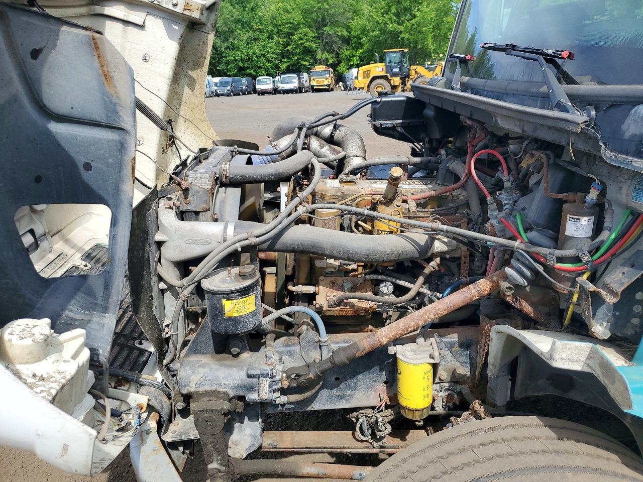 Freightliner Medium Conventional Fl60