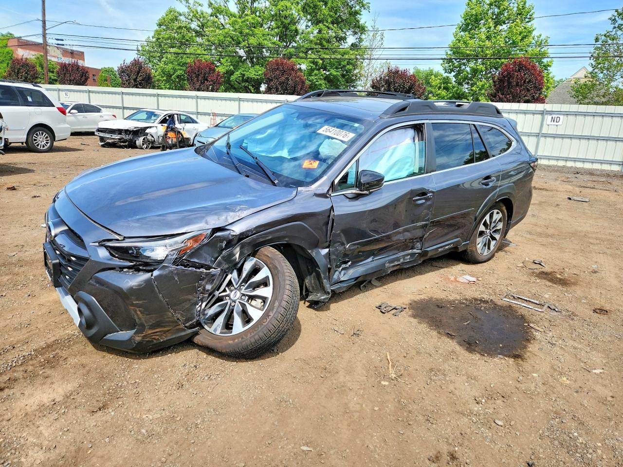 Salvage Subaru Outback Image